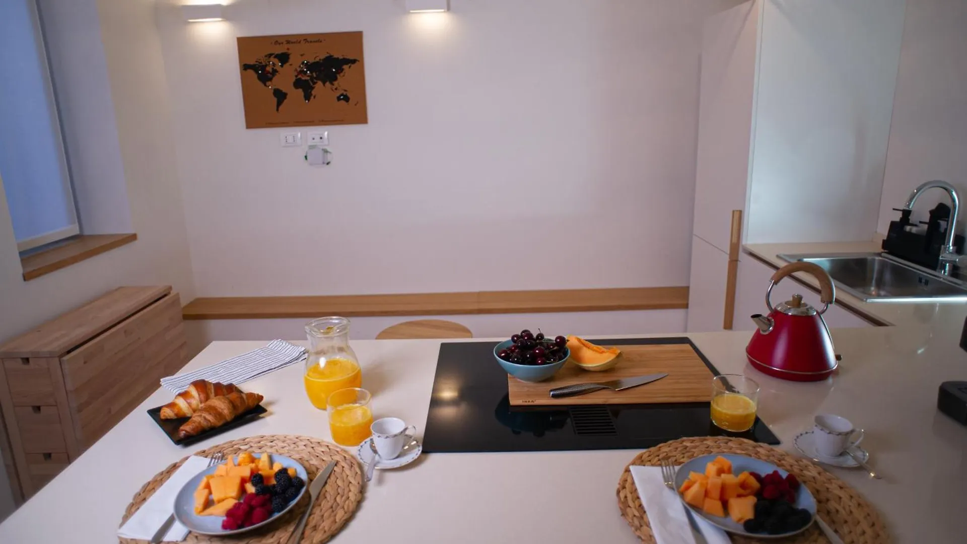Apartment Varanini Luxury Suites Double Bedroom Plus Two And Sauna Milan